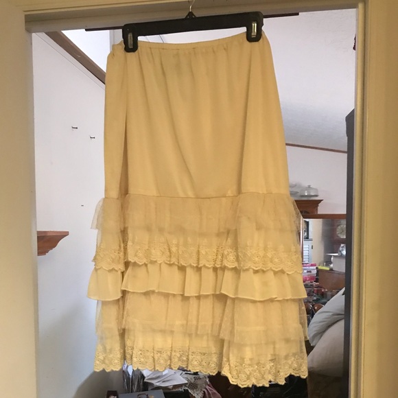 Dresses & Skirts - Cream slip extender